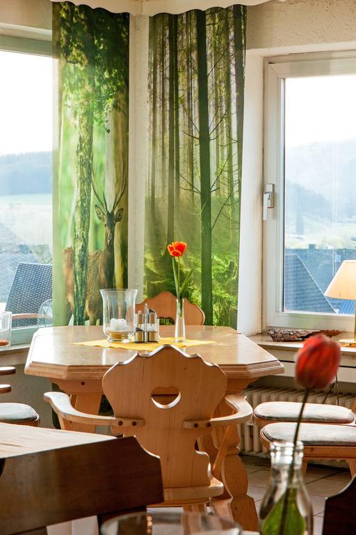 Hotel Restaurant Lindenhof Bad Laasphe Exterior foto