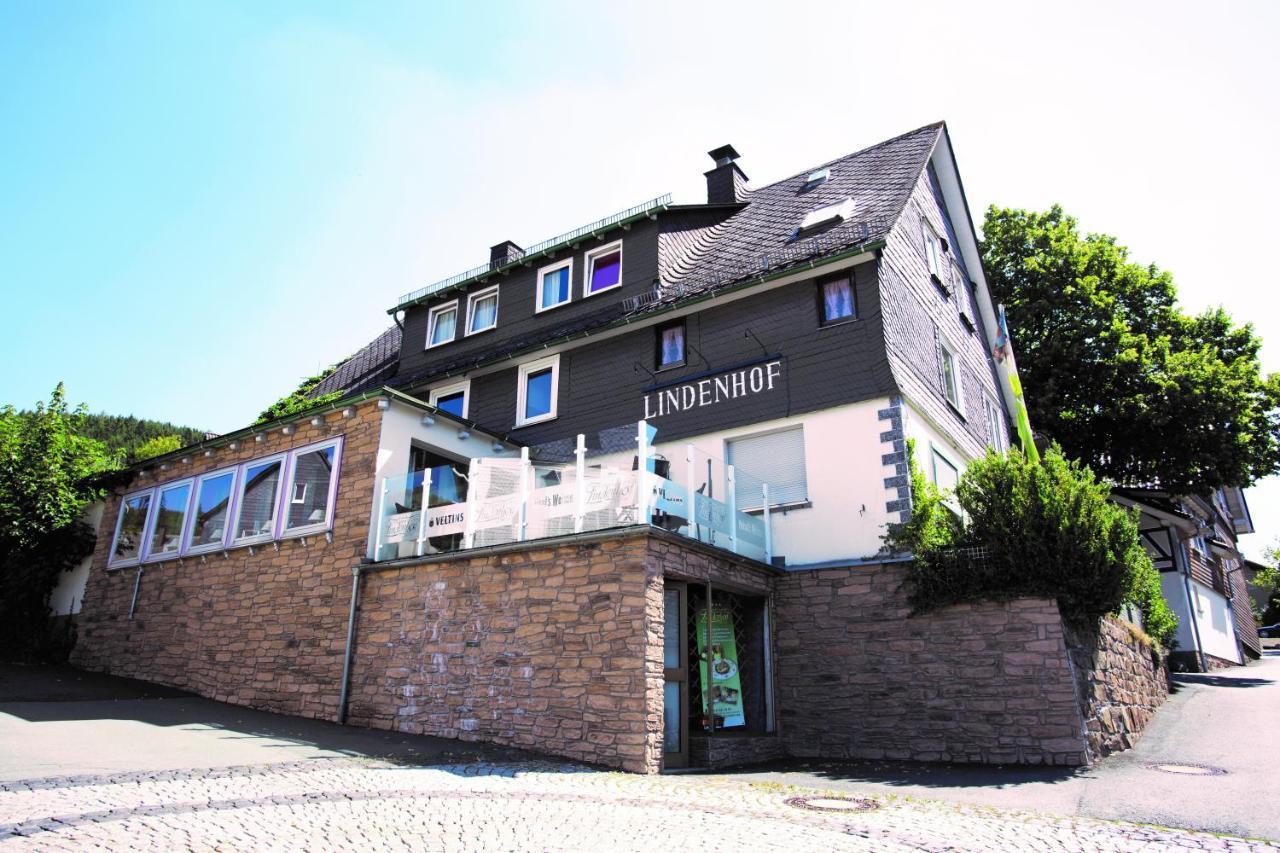 Hotel Restaurant Lindenhof Bad Laasphe Exterior foto